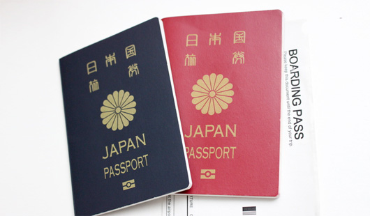 パスポートと書類